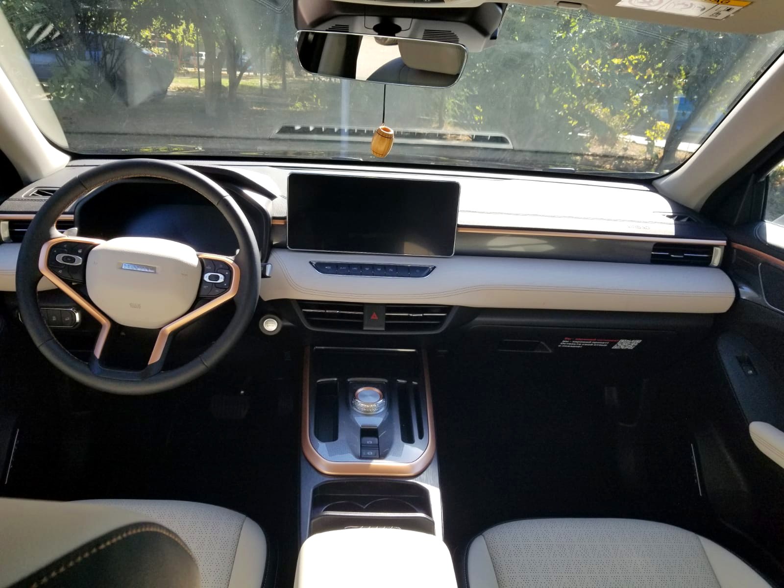 Салон Haval Jolion — панель и мультимедиа