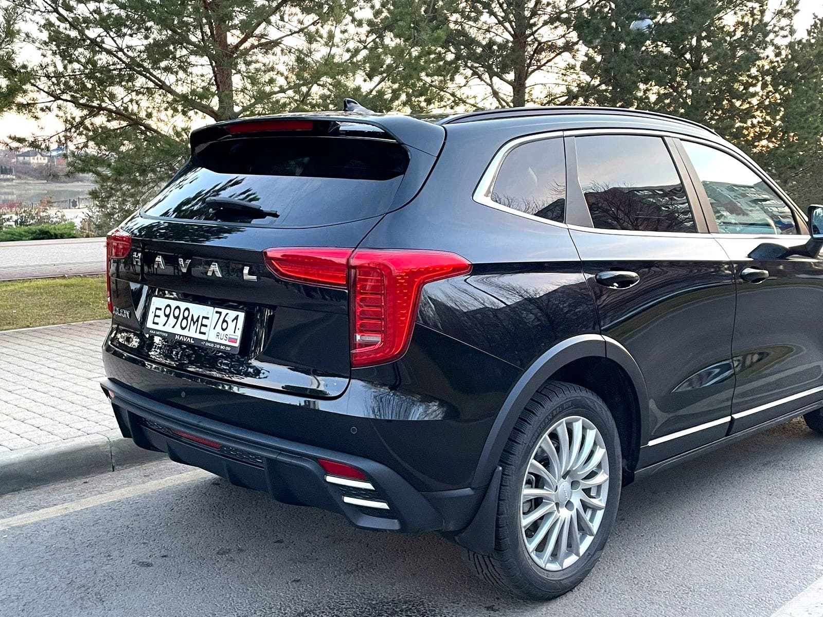 Haval Jolion вид сзади
